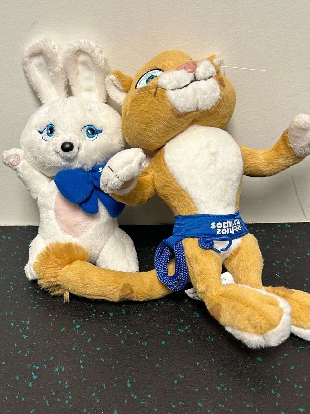 Sochi 2014 Winter Olympic Mascots-The Leopard and the Hare - Picture 9 of 12